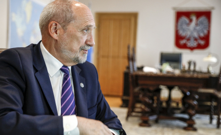 Macierewicz ma dokonać oceny stanu armii