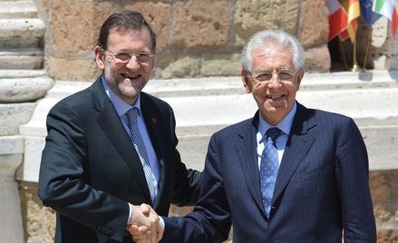 Premier Hiszpanii Mariano Rajoy i Mario Monti, premier Włoch.