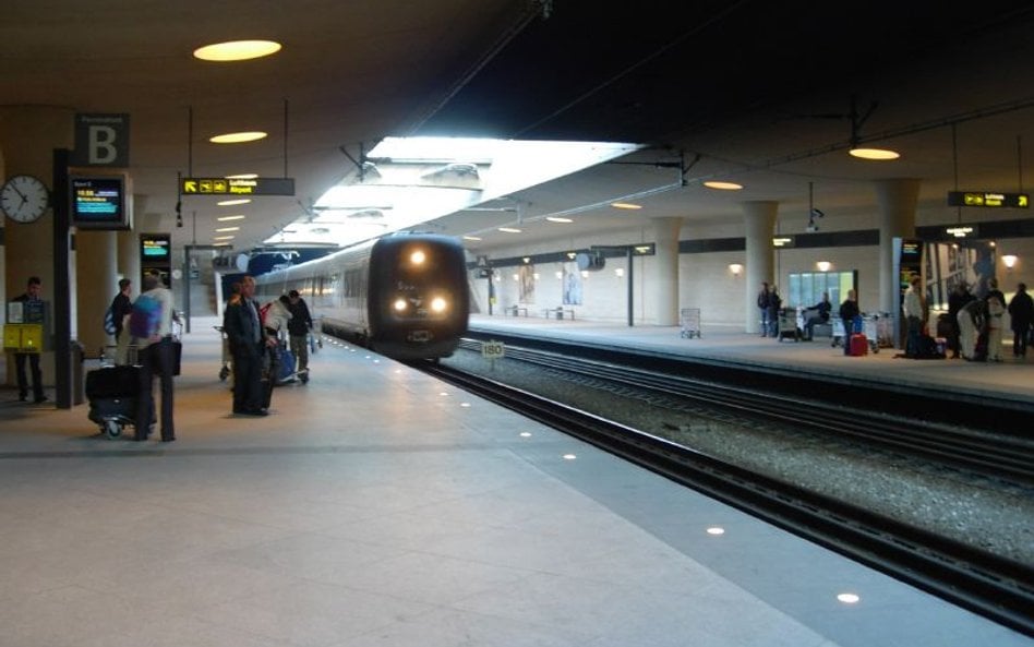 Dania: Szwed zatrzymał pociągi zapalniczką