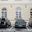 Prowadzi firmowe auto i raz jest kierowcą, a raz magazynierem