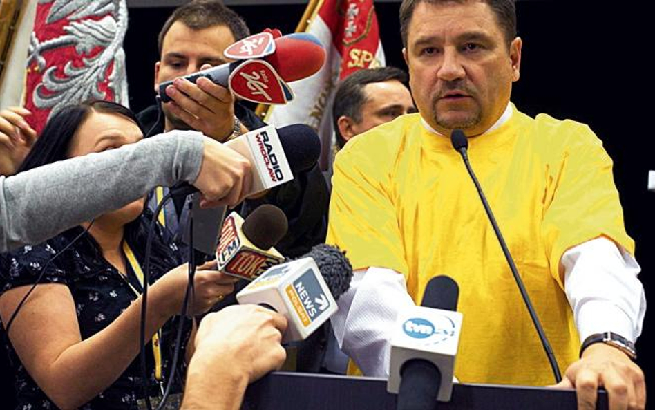 Piotr Duda, szef NSZZ „Solidarność”, jest atakowany za upolitycznienie związku. – Dopóki jestem prze