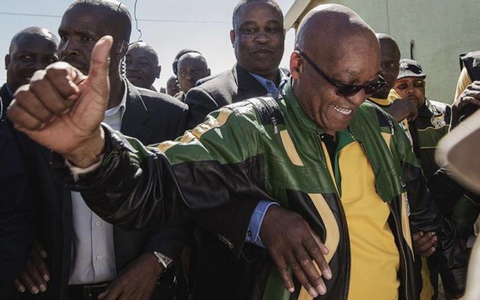 Prezydent kraju i lider Afrykańskiego Kongresu Narodowego Jacob Zuma to polityk, któremu wszystko uc