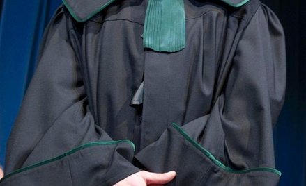 Adwokat i radca prawny odpowiadają za szkody