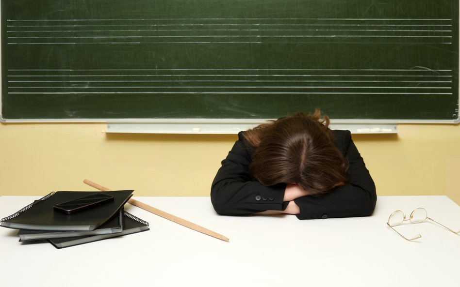 Czy nauczycielowi przysługuje urlop na żądanie? „Rzeczpospolita” wyjaśnia