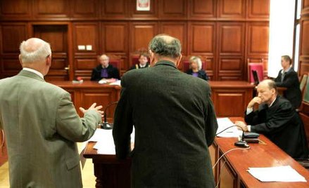 Biegły sądowy wydający opinie prowadzi działalność gospodarczą