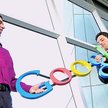 Larry Page i Siergiej Brin (Google) przed siedzibą firmy w Mountain View, Kalifornia