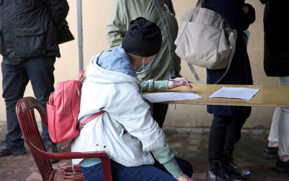 Koronawirus w Polsce. Ilu Polaków w pełni zaszczepiono na COVID-19?