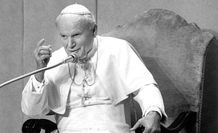 Chrabota: Spychanie JPII z cokołu
