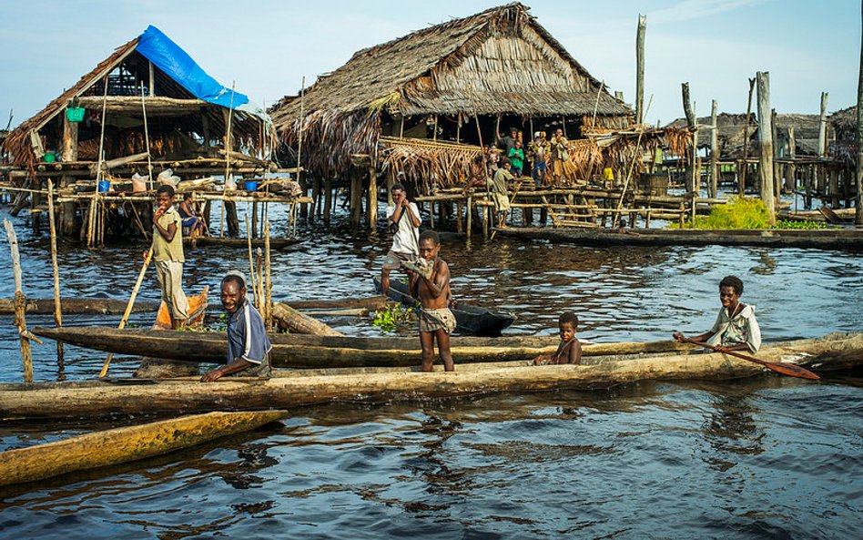 Papua Nowa Gwinea: Podpalają i torturują za czary