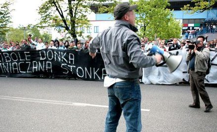 Rozprawa odroczona przez wypadek Starucha