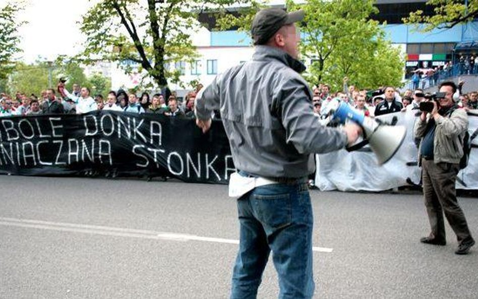 Rozprawa odroczona przez wypadek Starucha