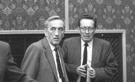 Premier postanowił posłać do gmachu przy ulicy Rakowieckiej w Warszawie swego przyjaciela z „Tygodni