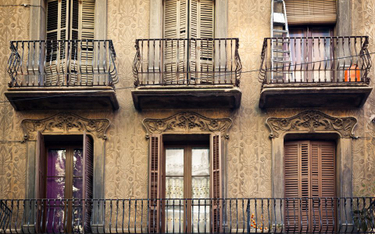 Barcelona będzie przymusowo przejmować puste mieszkania