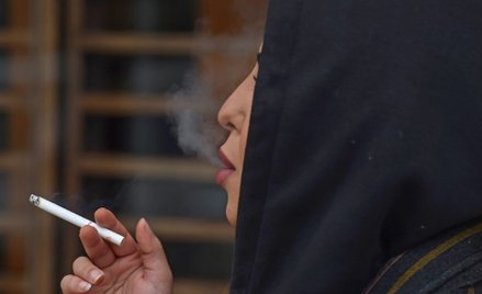 Reformy w Arabii Saudyjskiej. Kobiety zaczęły publicznie palić