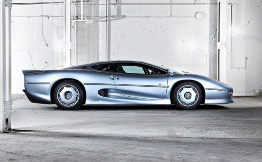 Jaguar XJ220 1992 roku