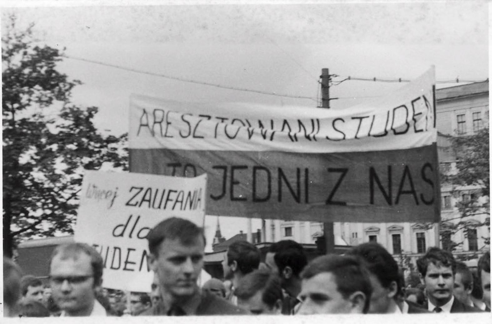 O dziwo, nie mają czerwonych sztandarów