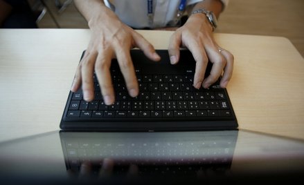 Przed świątecznymi zakupami online FBI ostrzega Amerykanów przed przekrętami