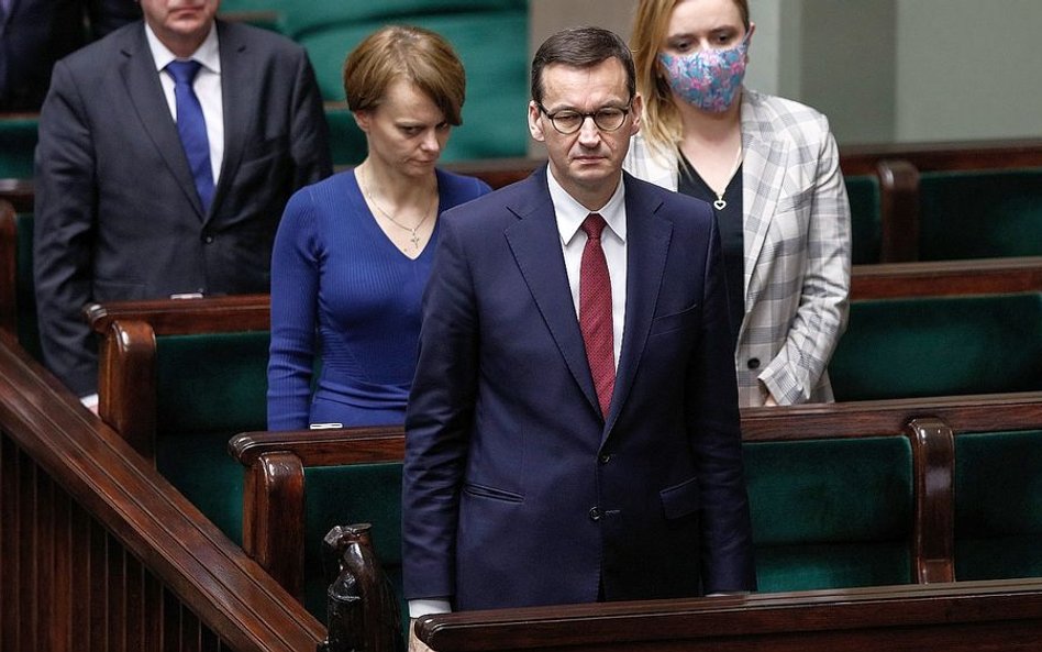 Morawiecki ws. Kazika: Wciąż pojawiają się tak zwane „tematy zastępcze”