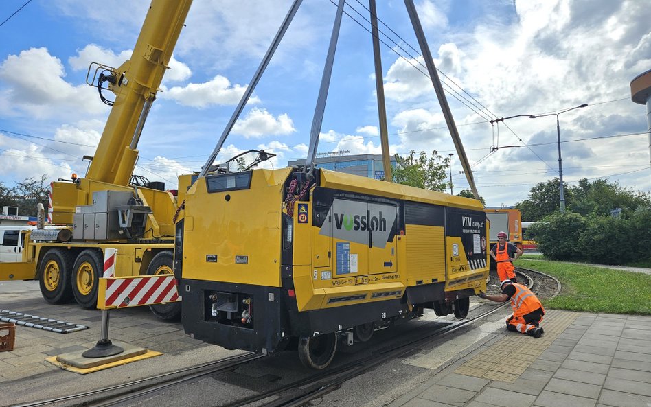 Ustawienie frezarki wymagało ogromnej precyzji