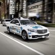 Branża motoryzacyjna zadba o bezpieczne auta autonomiczne
