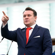 Dominik Tarczyński, od 2020 r. deputowany PiS do Parlamentu Europejskiego