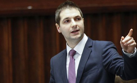 Patryk Jaki oddaje połowę nagrody na pomoc chorym dzieciom