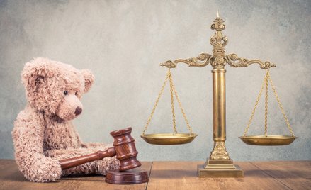 Ponowne przesłuchanie małoletniej ofiary – jeśli jej nie krzywdzi