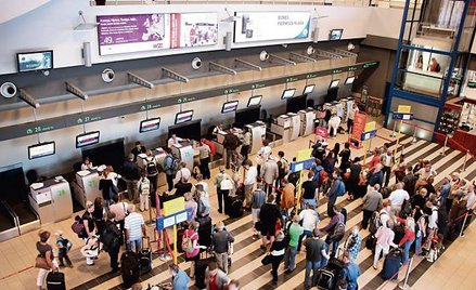 Ponad 3 mln osób odprawiono w 2015 r. w katowickim porcie