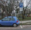 Obecnie prawo do parkowania na kopertach ma ok. 450 tys. osób. Wkrótce takie uprawnienia może dostać