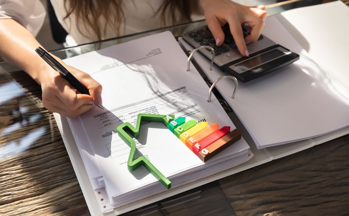 Ekologiczna modernizacja domu: najpierw odliczenie VAT, potem ulga w PIT