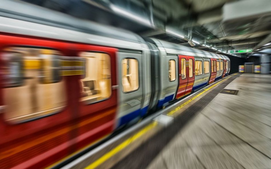 Metro rozgrzewa kampanię wyborczą. W Szwecji