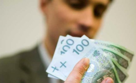 Za zwolnienie na urlopie bezpłatnym należy się odprawa