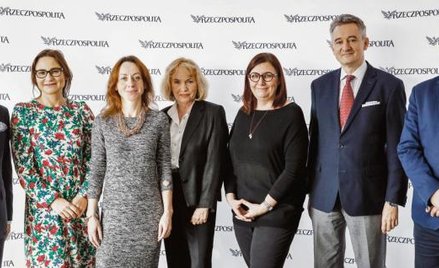 Indywidualne cechy pracowników, takie jak kreatywność czy umiejętność pracy w grupie, są dziś bardzi