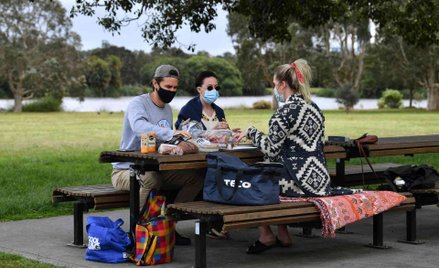 Mieszkańcy Sydney w parku