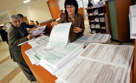 Ratusz tak jak TVP zaczyna od swoich pracowników. Władze TVP zażądały ostatnio od podwładnych, by ok