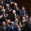 Sondaż: Kto zyskał na kryzysie w Sejmie