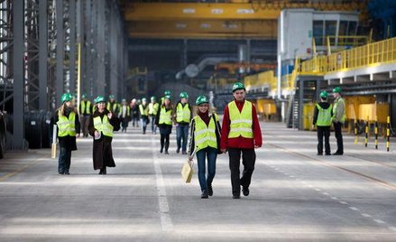 Między przyjściem na pierwszą i drugą zmianę musi być przerwa