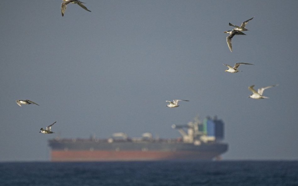 Cieśnina Ormuz nadal ma pozostawać w dużej mierze zablokowana