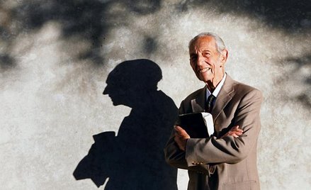 Kaznodzieja Harold Camping – 21 maja tego roku to już druga podana przez niego data końca świata, po