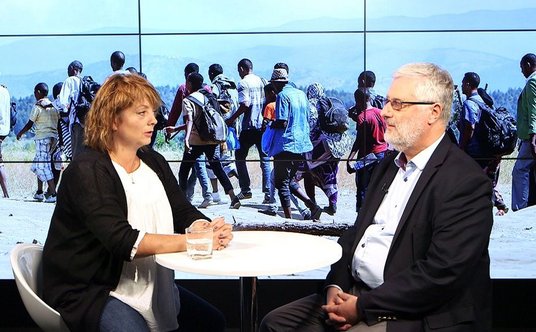 "Ewangelia i przykazania wynikające z nauczania Kościoła są absolutnie jednoznaczne i bezdyskusyjne: