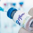 Efekt ceł Donalda Trumpa. Pfizer rozważa powrót z produkcją leków do USA