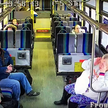 Auto wbiło się w autobus. Szczęście pasażerów
