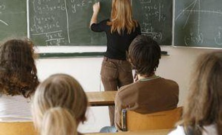 Kryteria dodatku dla nauczycieli nie mogą być dowolne