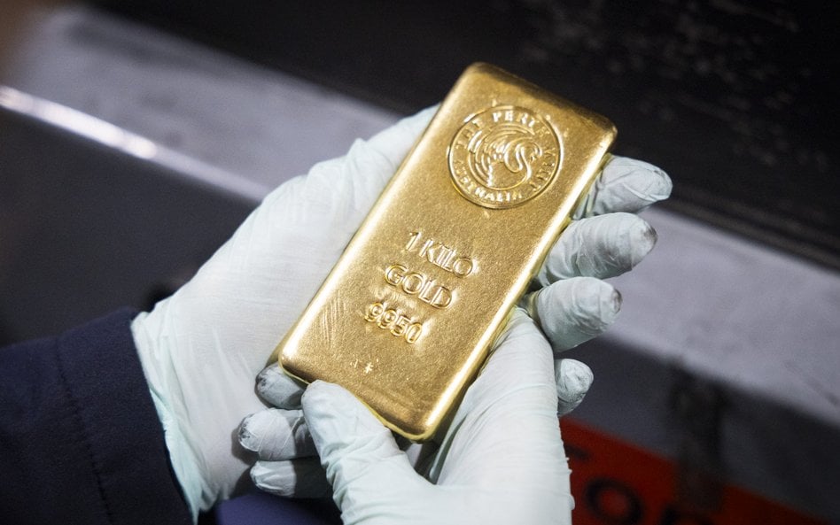 Banki centralne stały się skryte