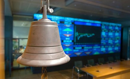 Zielony początek notowań w Warszawie