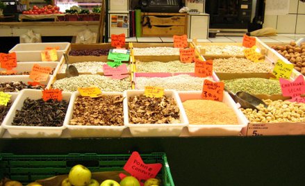 Zadośćuczynienie za poślizgnięcie się na winogronach w sklepie