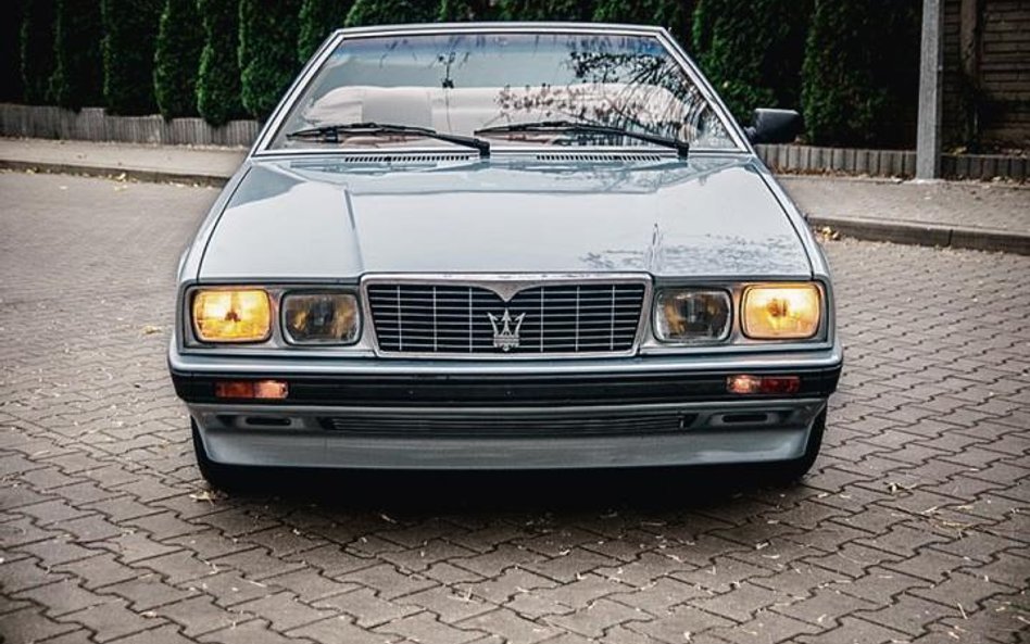 Maserati Biturbo to owoc myśli technicznej lat 80. Nie zachwyca sylwetką tak jak modele sprzed dwóch