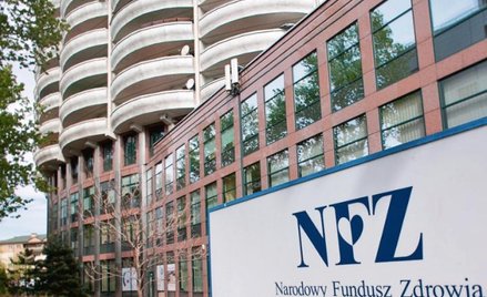 W czasie pandemii NFZ uruchomił wsparcie telefoniczne osób z problemami psychicznymi