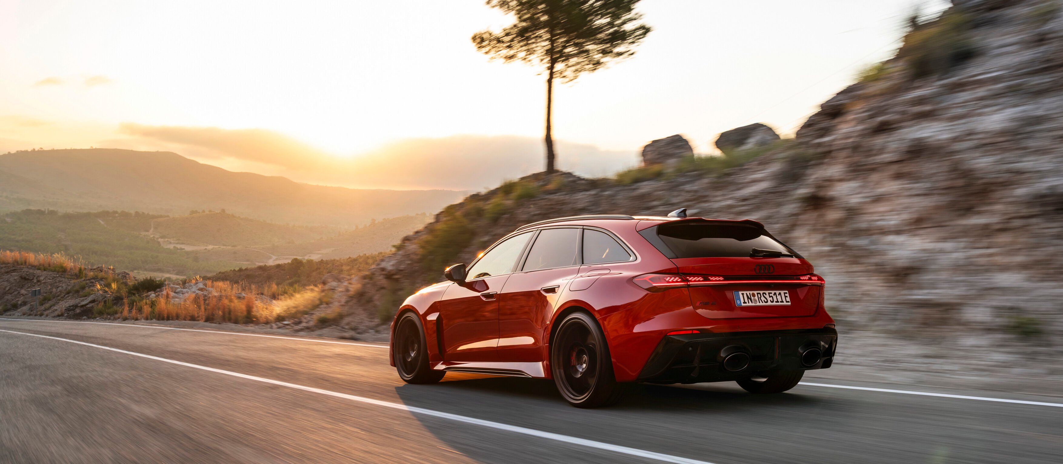 Nowe Audi RS5 – 639 KM, napęd plug-in i system Dynamic Torque Control