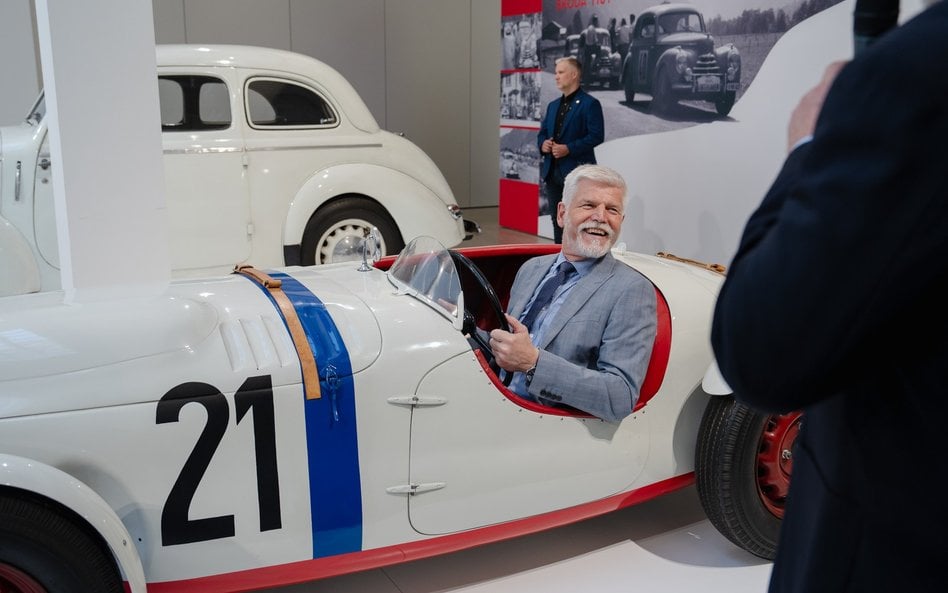 Prezydent Czech Petr Pavel to znany i aktywny miłośnik motoryzacji, szczególnie zafascynowany jednoś